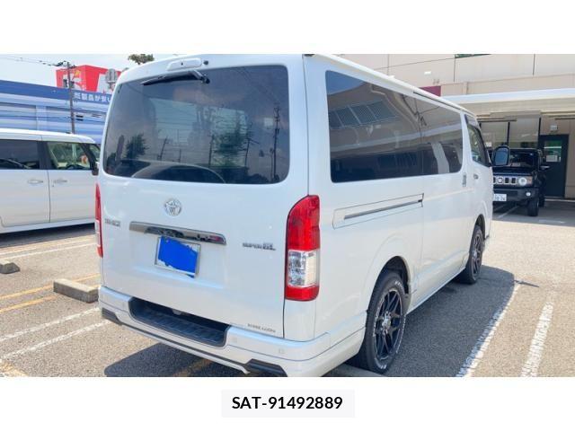 Toyota HIACE VAN 2021-09 8099495-5