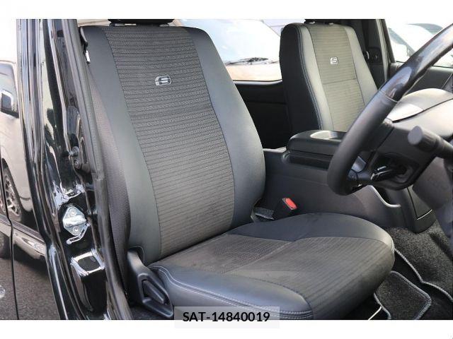Toyota HIACE VAN 2025-01 8130430-11