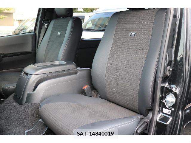 Toyota HIACE VAN 2025-01 8130430-12