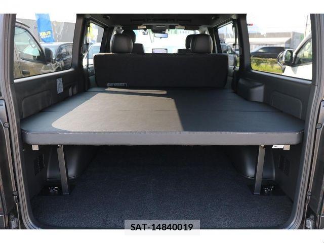 Toyota HIACE VAN 2025-01 8130430-15