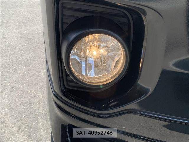 Toyota HIACE VAN 2022-01 8130444-15