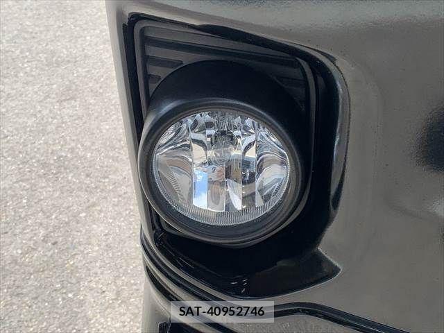 Toyota HIACE VAN 2022-01 8130444-27