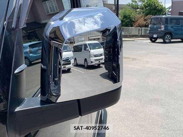 Toyota HIACE VAN 2022-01 8130444-28
