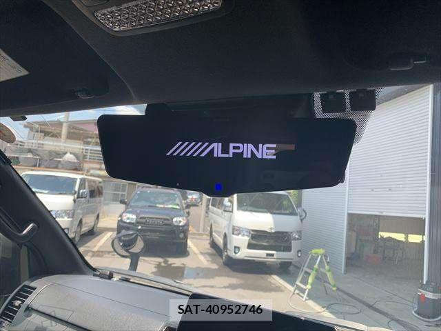 Toyota HIACE VAN 2022-01 8130444-6