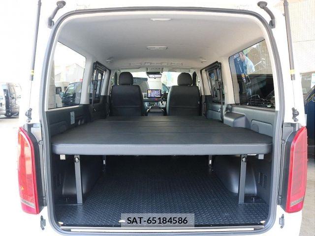 Toyota HIACE VAN 2024-01 8130436-11