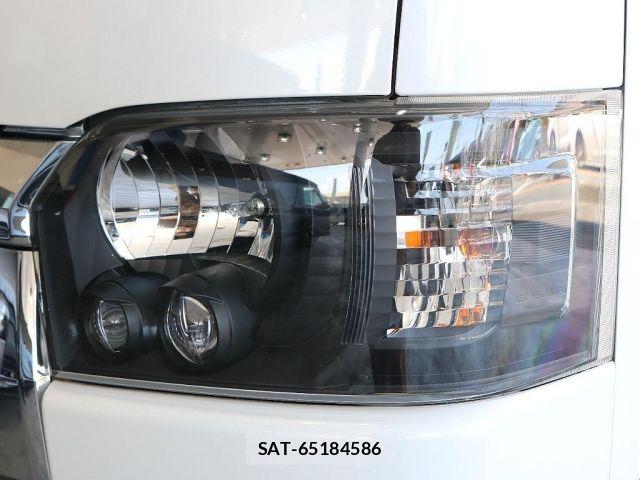 Toyota HIACE VAN 2024-01 8130436-15