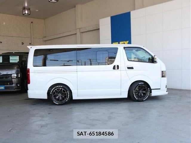 Toyota HIACE VAN 2024-01 8130436-18