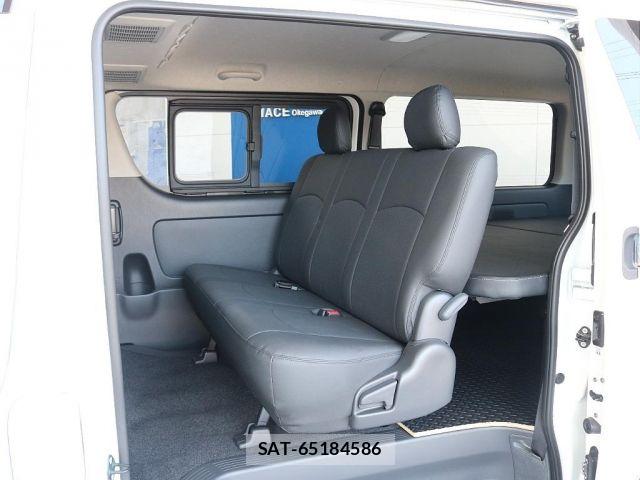 Toyota HIACE VAN 2024-01 8130436-2