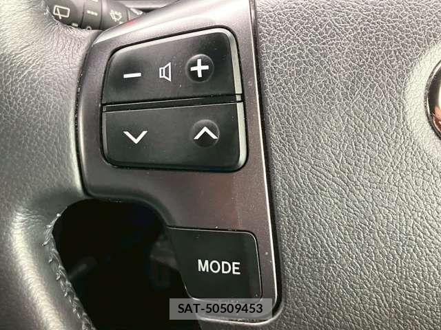Toyota HIACE VAN 2022-11 8130443-2