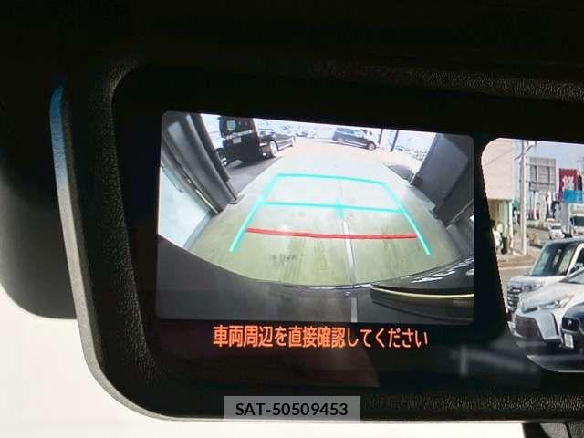 Toyota HIACE VAN 2022-11 8130443-3