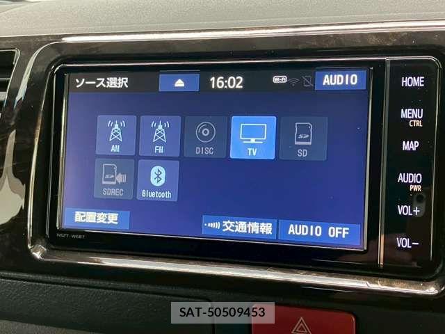 Toyota HIACE VAN 2022-11 8130443-6