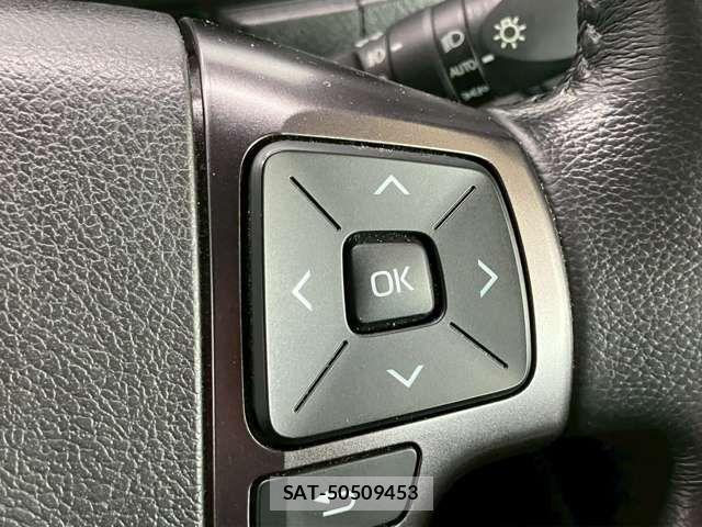 Toyota HIACE VAN 2022-11 8130443-7