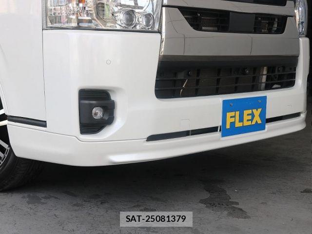 Toyota HIACE VAN 2022-01 8130438-16