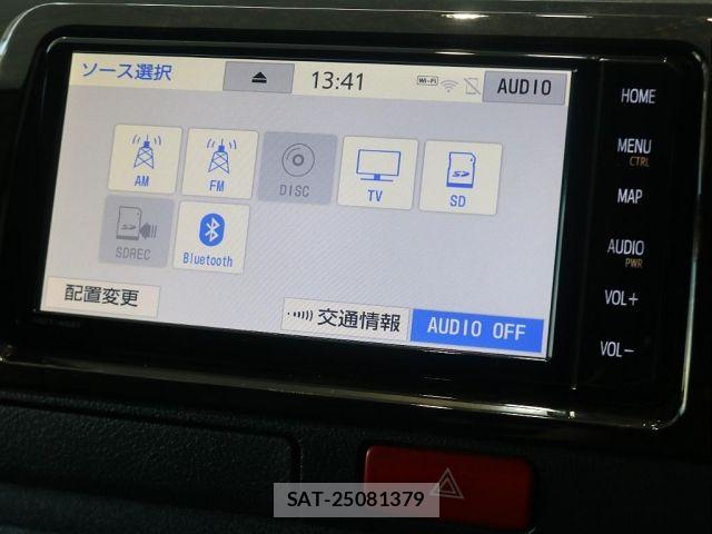 Toyota HIACE VAN 2022-01 8130438-4