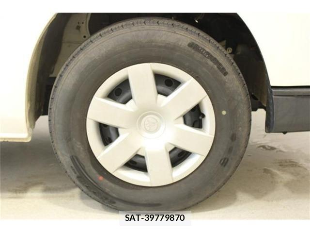 Toyota HIACE VAN 2022-06 8130446-22