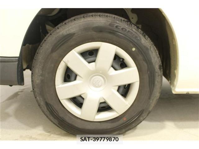 Toyota HIACE VAN 2022-06 8130446-25