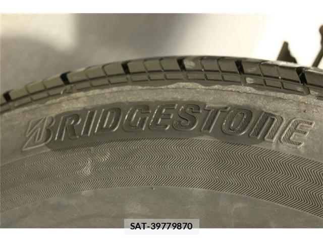 Toyota HIACE VAN 2022-06 8130446-26