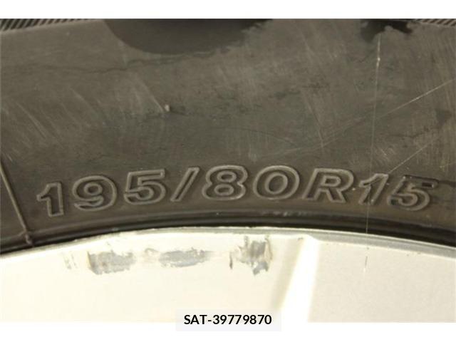 Toyota HIACE VAN 2022-06 8130446-27