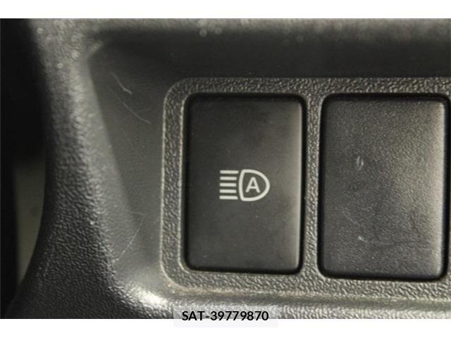 Toyota HIACE VAN 2022-06 8130446-5