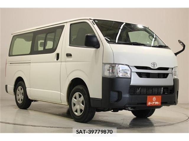 Toyota HIACE VAN 2022-06 8130446-6
