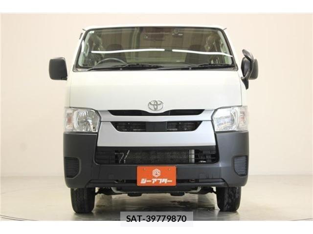 Toyota HIACE VAN 2022-06 8130446-7