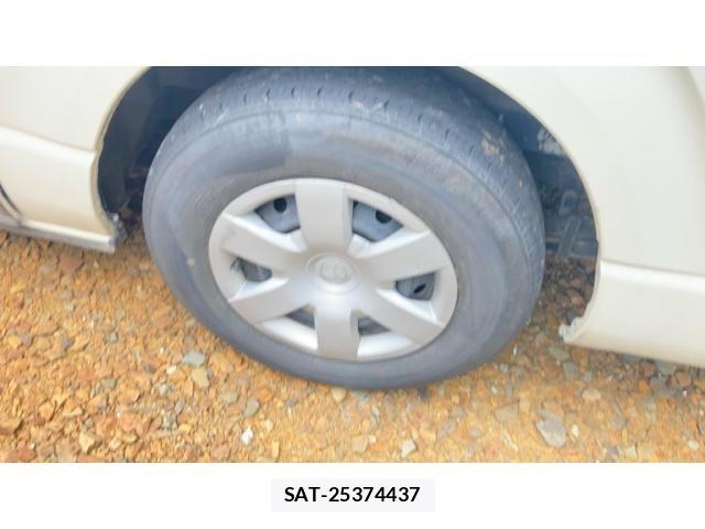 Toyota HIACE VAN 2018-07 8130447-2