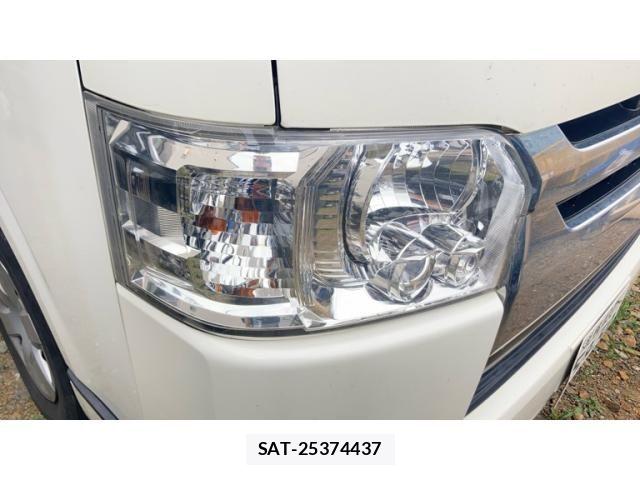 Toyota HIACE VAN 2018-07 8130447-6