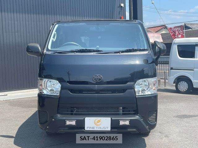 Toyota HIACE VAN 2020-06 8145885-14