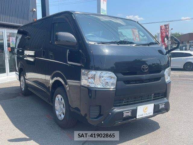 Toyota HIACE VAN 2020-06 8145885-15