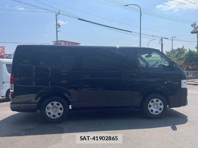 Toyota HIACE VAN 2020-06 8145885-16