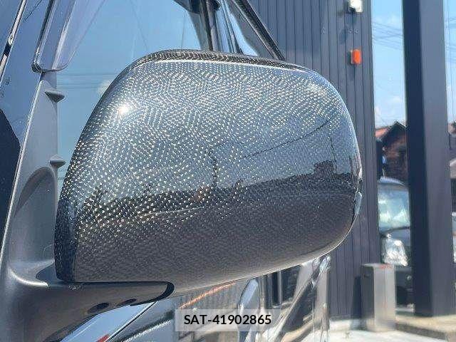 Toyota HIACE VAN 2020-06 8145885-25