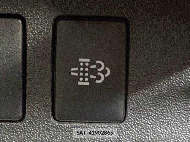 Toyota HIACE VAN 2020-06 8145885-7