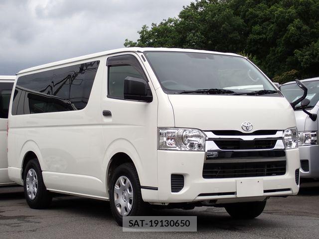Toyota HIACE VAN 2021-06 8145883-2