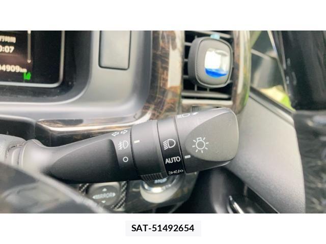 Toyota HIACE VAN 2021-03 8145884-11
