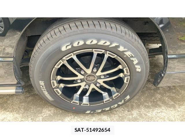 Toyota HIACE VAN 2021-03 8145884-22
