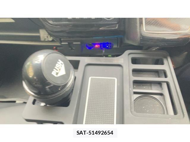 Toyota HIACE VAN 2021-03 8145884-6