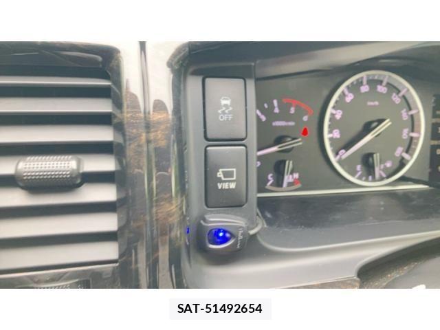 Toyota HIACE VAN 2021-03 8145884-7