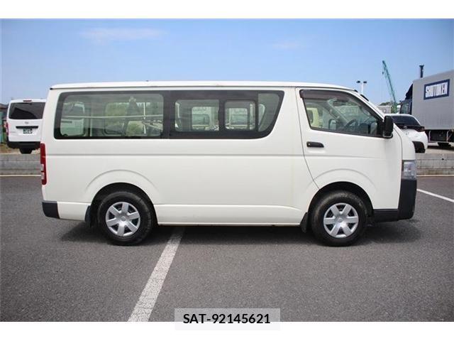 Toyota HIACE VAN 2021-03 8145886-9