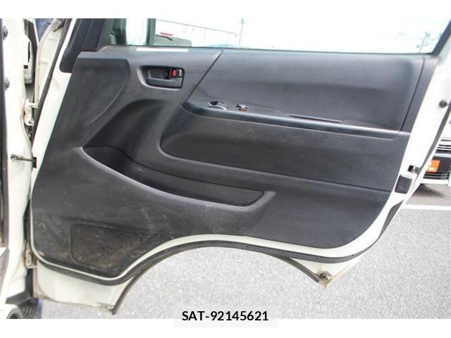 Toyota HIACE VAN 2021-03 8145886-17