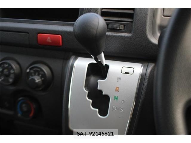 Toyota HIACE VAN 2021-03 8145886-2