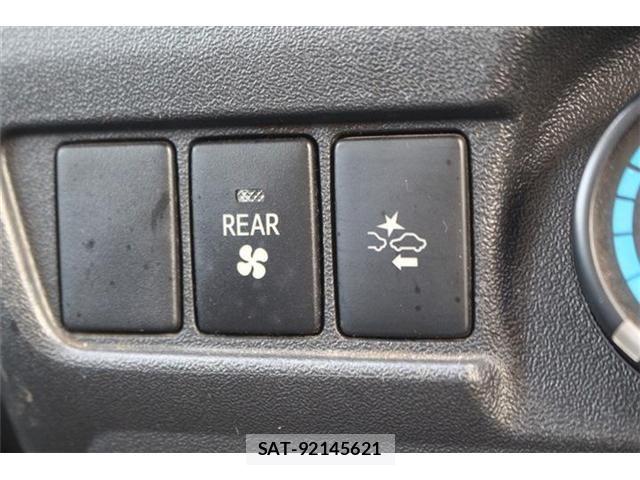Toyota HIACE VAN 2021-03 8145886-5