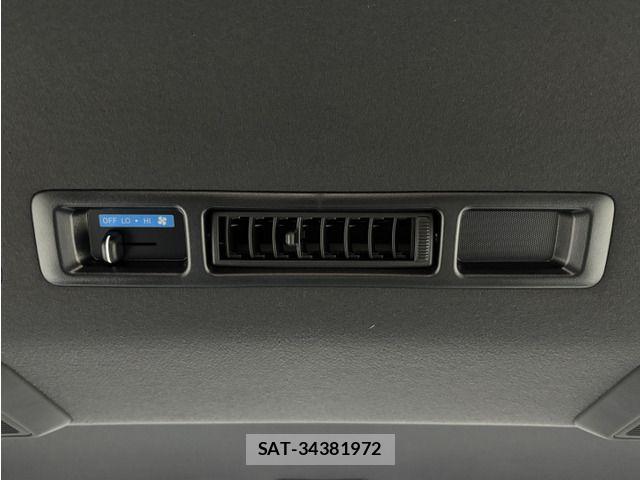 Toyota HIACE VAN 2026-07 8158533-9
