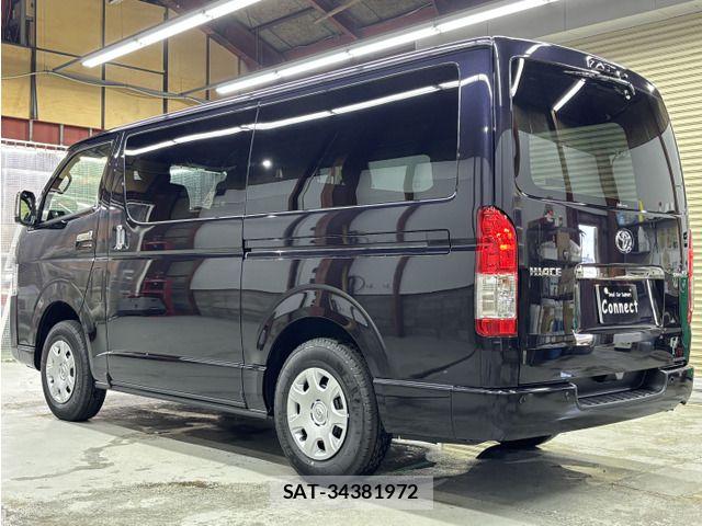 Toyota HIACE VAN 2026-07 8158533-13