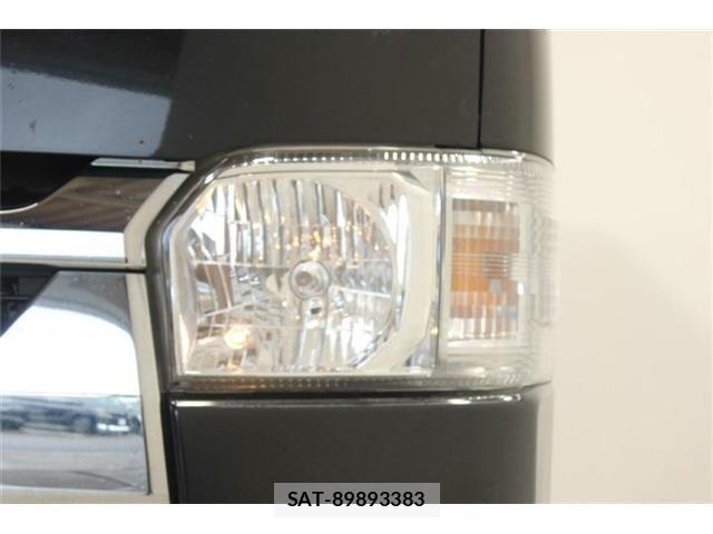 Toyota HIACE VAN 2023-08 8207791-14