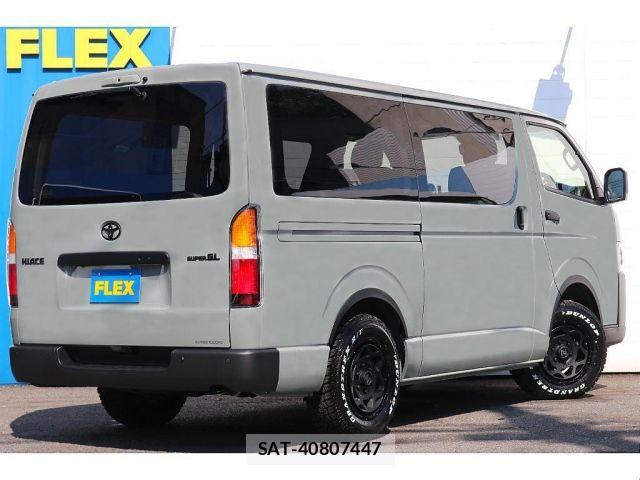 Toyota HIACE VAN 2025-01 8207780-2