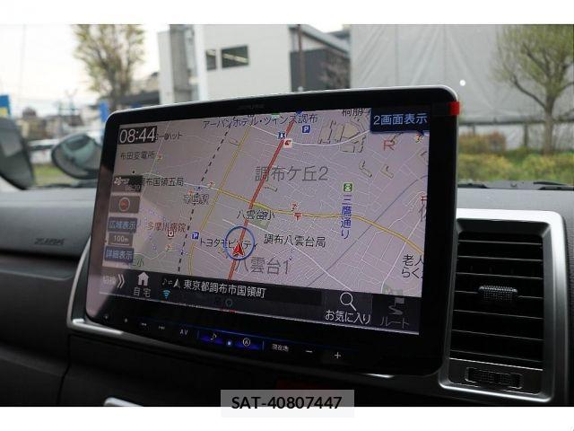 Toyota HIACE VAN 2025-01 8207780-3
