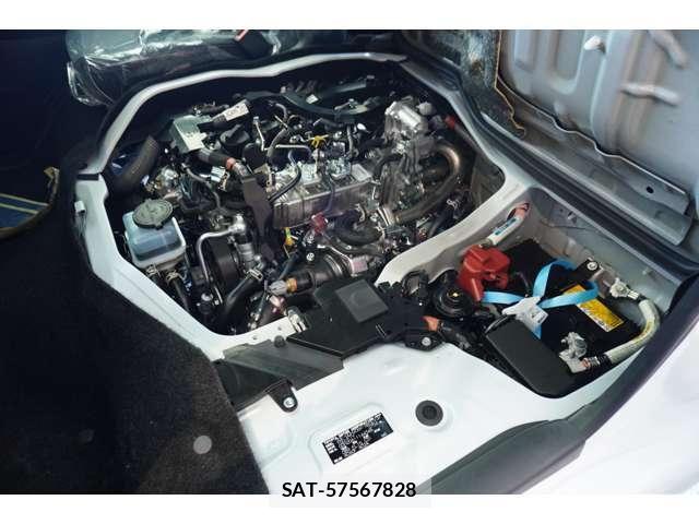 Toyota HIACE VAN 2026-07 8207784-9