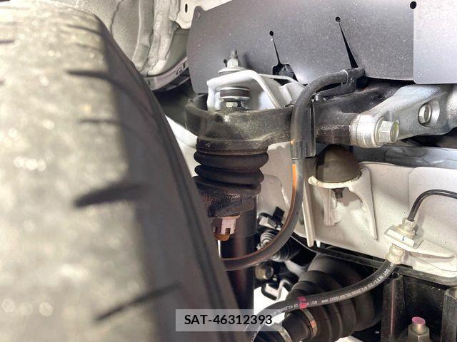 Toyota HIACE VAN 2026-04 8207788-19