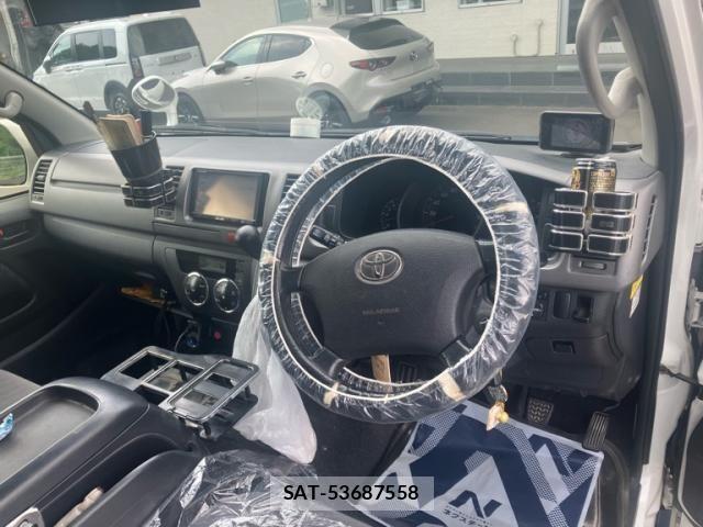 Toyota HIACE VAN 2012-09 8207798-13
