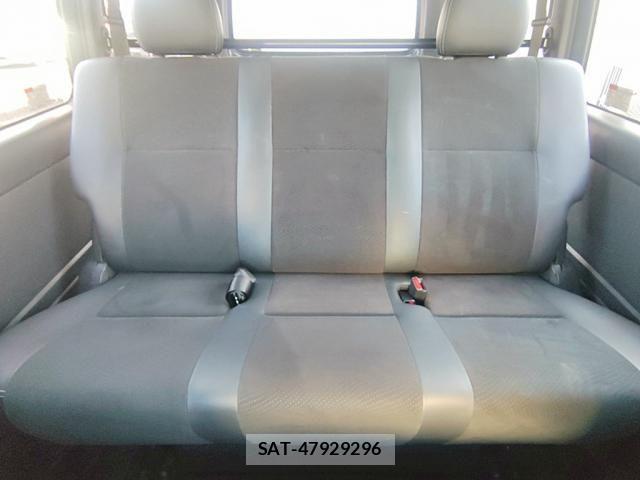 Toyota HIACE VAN 2019-08 8207792-7